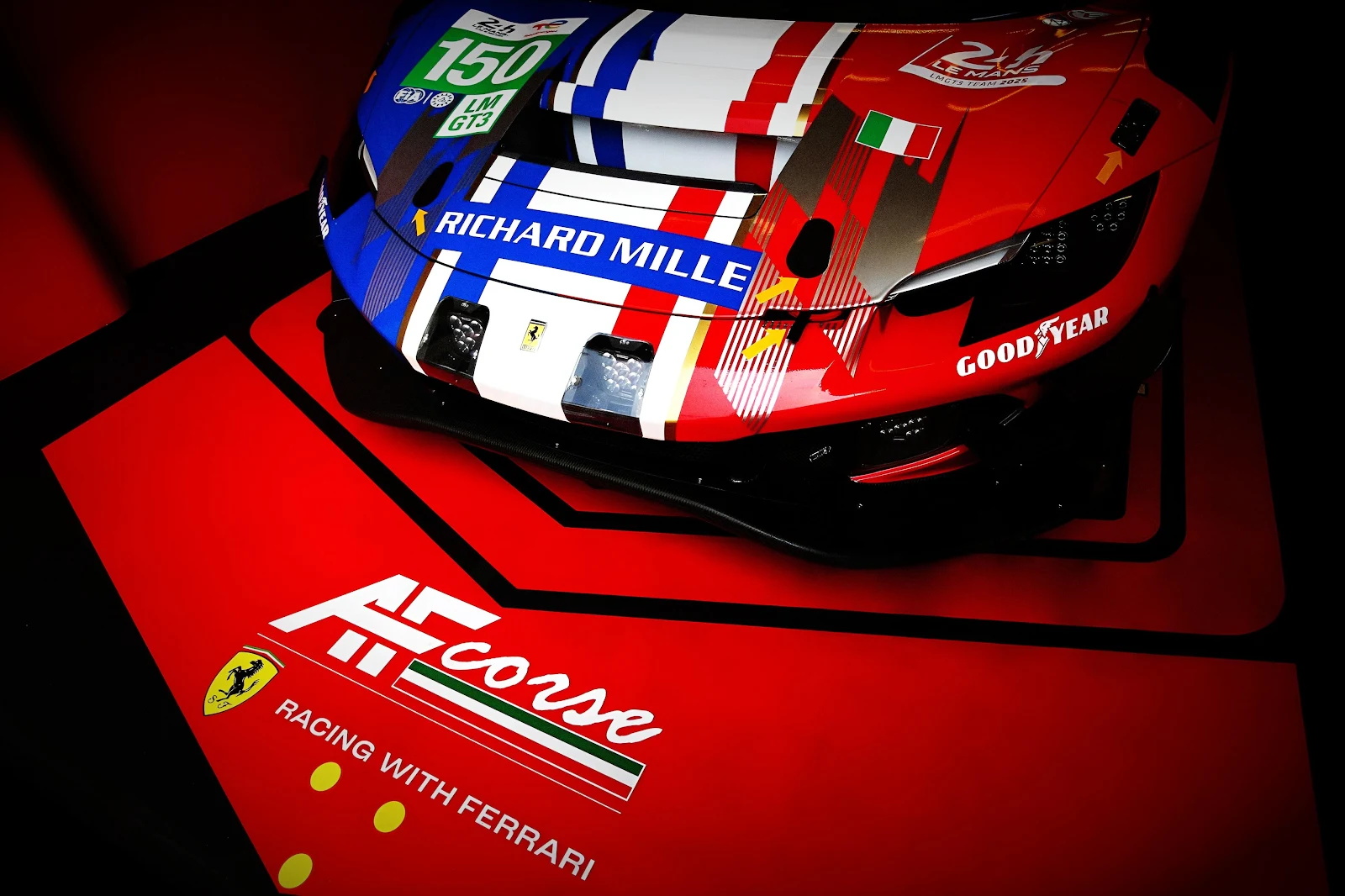 Ferrari AF Corse Race Car - Automotive Photography 4K Wallpaper (4096x2730)
