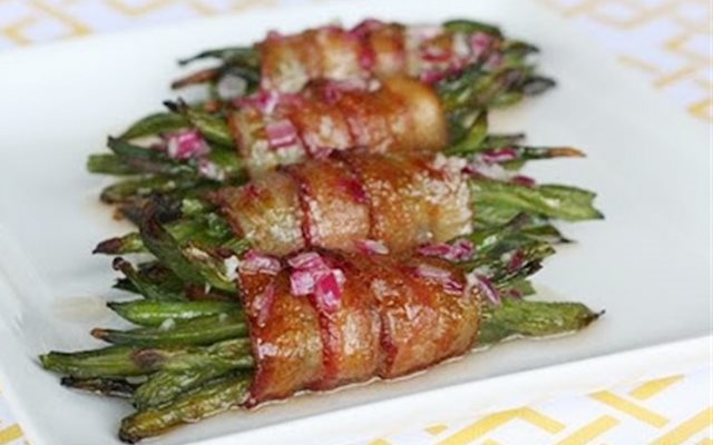 Thịt Ba Chỉ Cuộn Đậu Que
