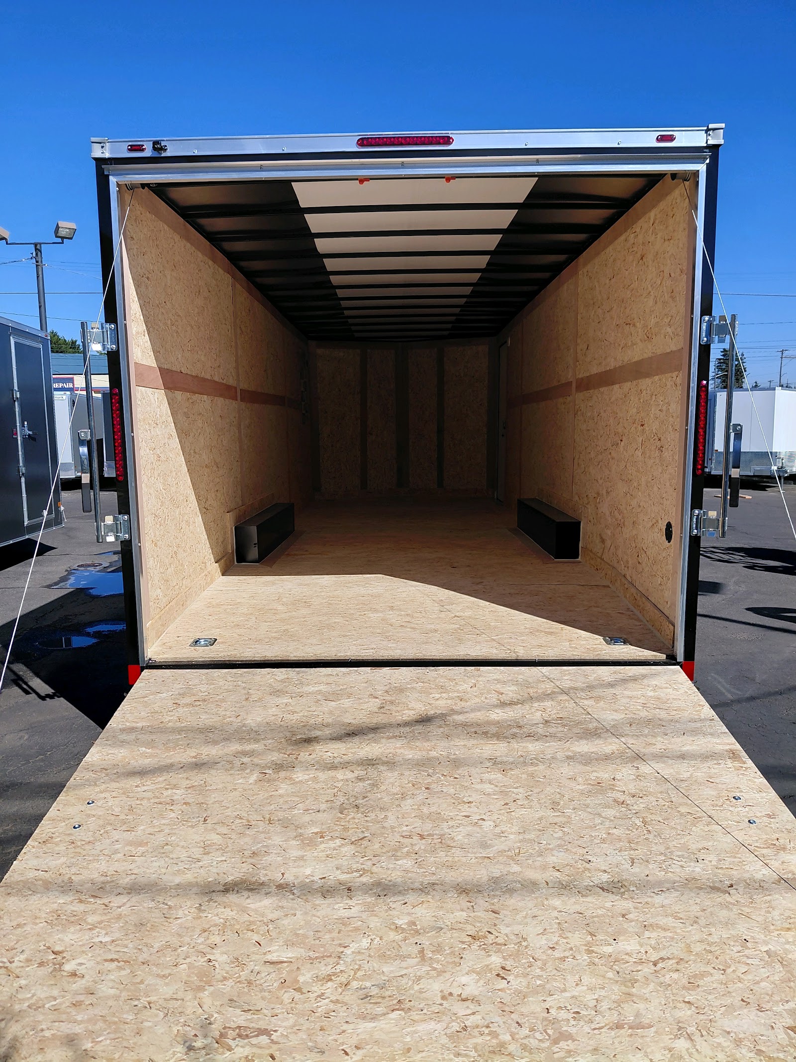 Passport Deluxe Enclosed Cargo