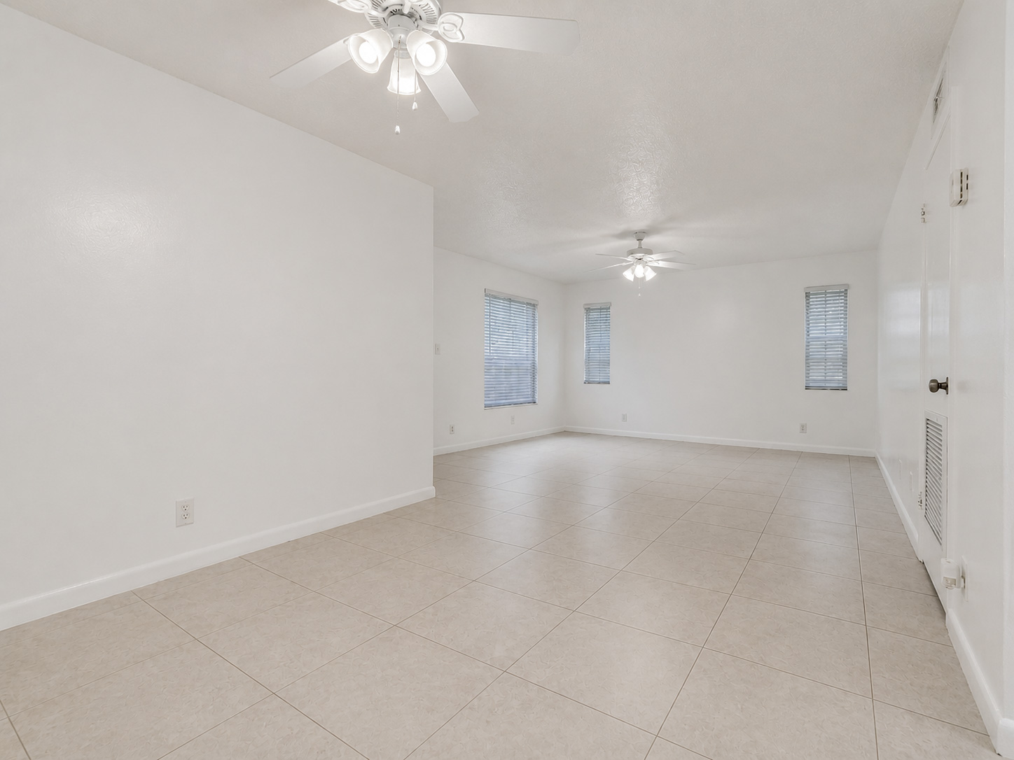 UPDATED 2 BED 1 BATH UNIT property photo 6