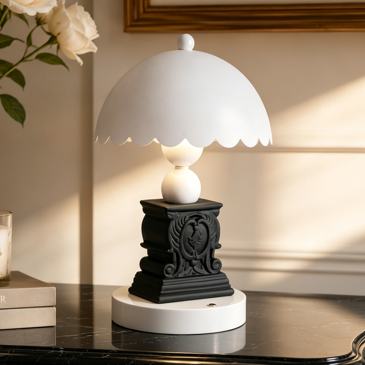 Table lamp with column shape and relief pattern