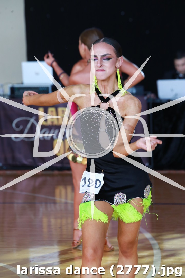 larissa dance (2777).jpg