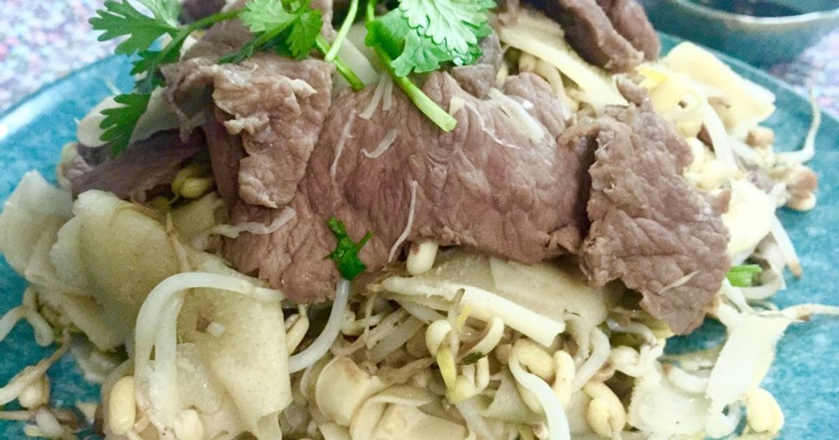 Thịt bò xào măng và giá tươi