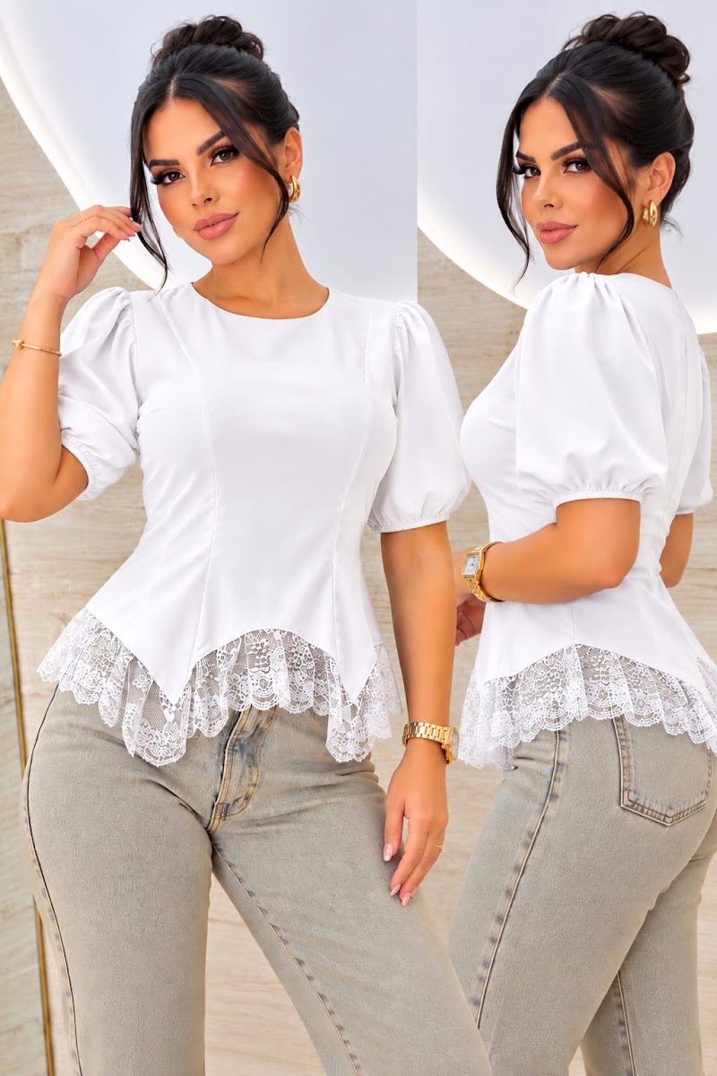 Blusa elastizada con volados de encaje · foto 4