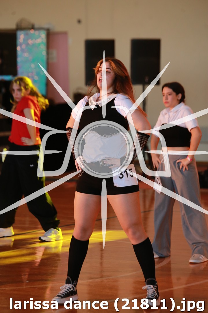 larissa dance (21811).jpg