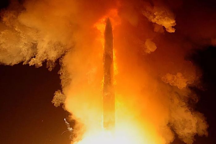 Tên lửa Minuteman III Mach 23 và tên lửa RS-24 Yars 12.000km: 'Lý trí' Mỹ so găng 'bản năng sinh tồn' Nga - Báo VietnamNet