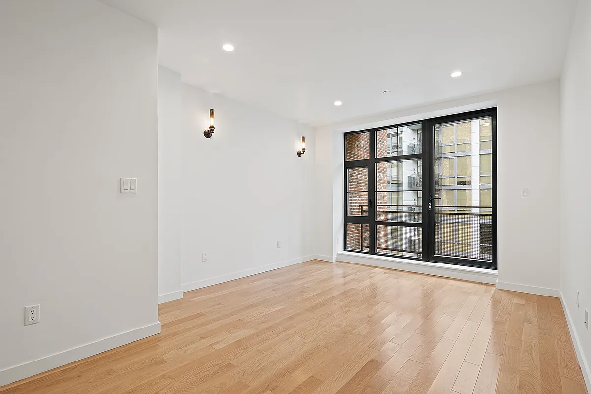 41-21 23rd Street Unit 6C