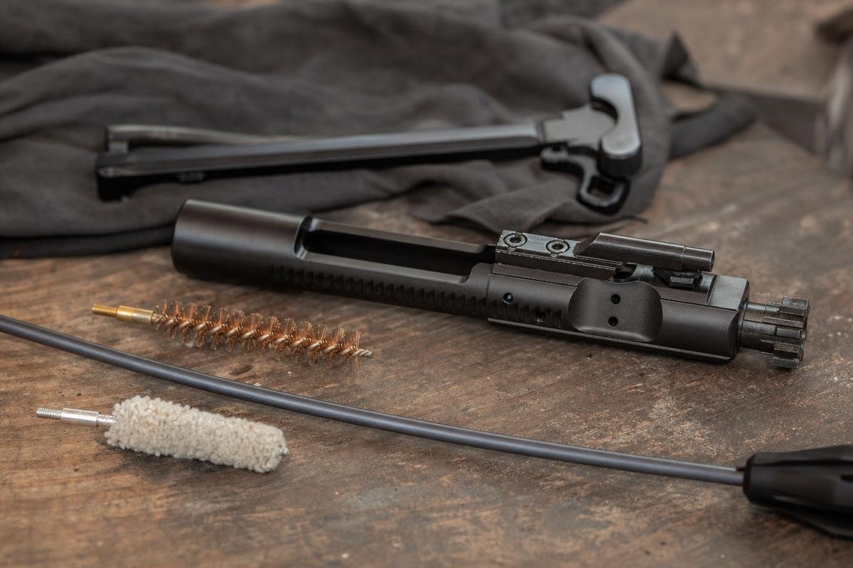 AR-15 cleaning kit tools for bore chamber and bolt carrier group
