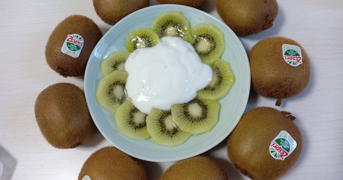 Kiwi dầm sữa chua
