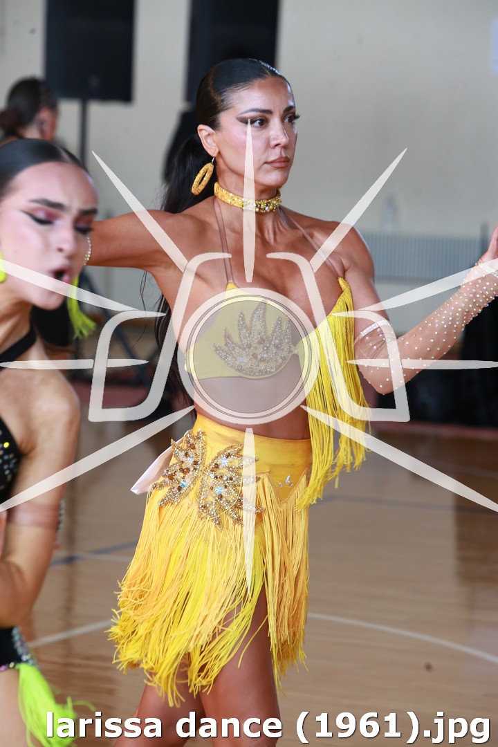 larissa dance (1961).jpg
