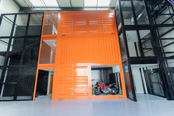 Urban Box Storage facility in Dubai Investment Park