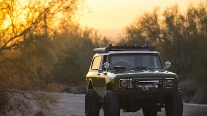 International Scout 2 Traveler, SUV, Green Cars, Classic Car, Desert, Sunset 4K Wallpaper Background