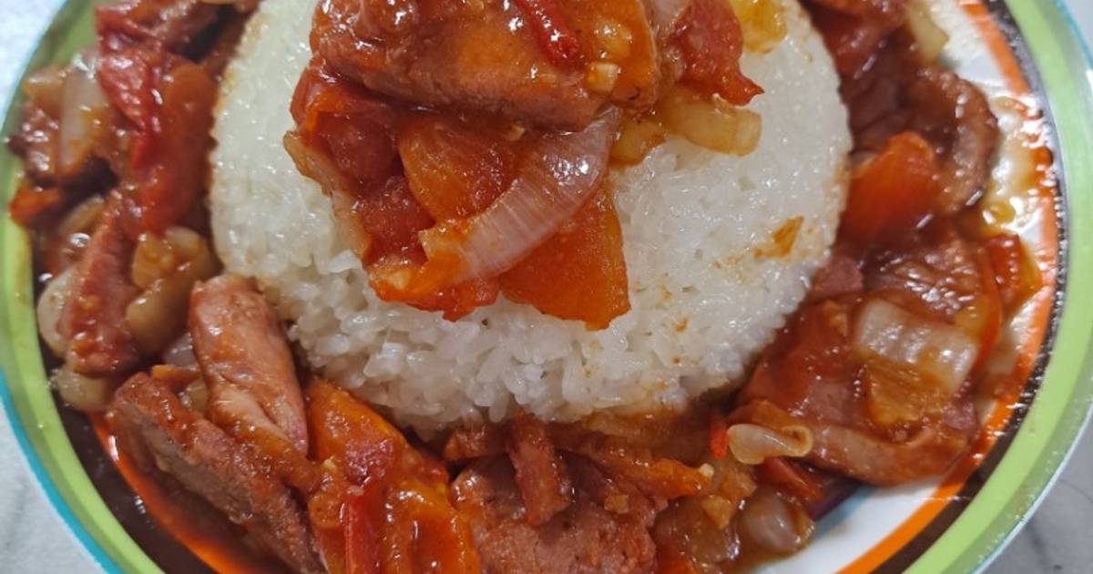 Cơm nếp thịt vịt hun khói xào cà chua
