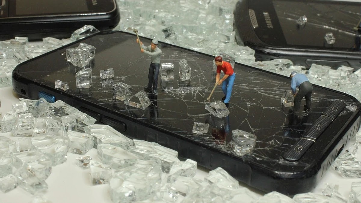 전자기기 배터리 종류별 화학적 구조와 수명 차이