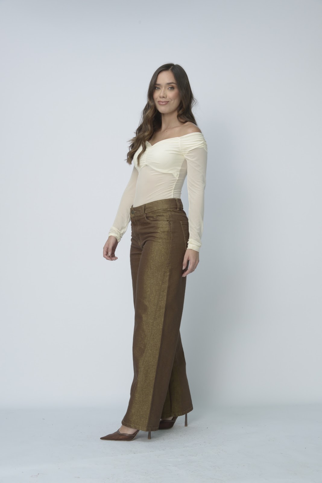 Jean dama Wide Leg tiro alto rígido tela brillante, color Café - Vista 2