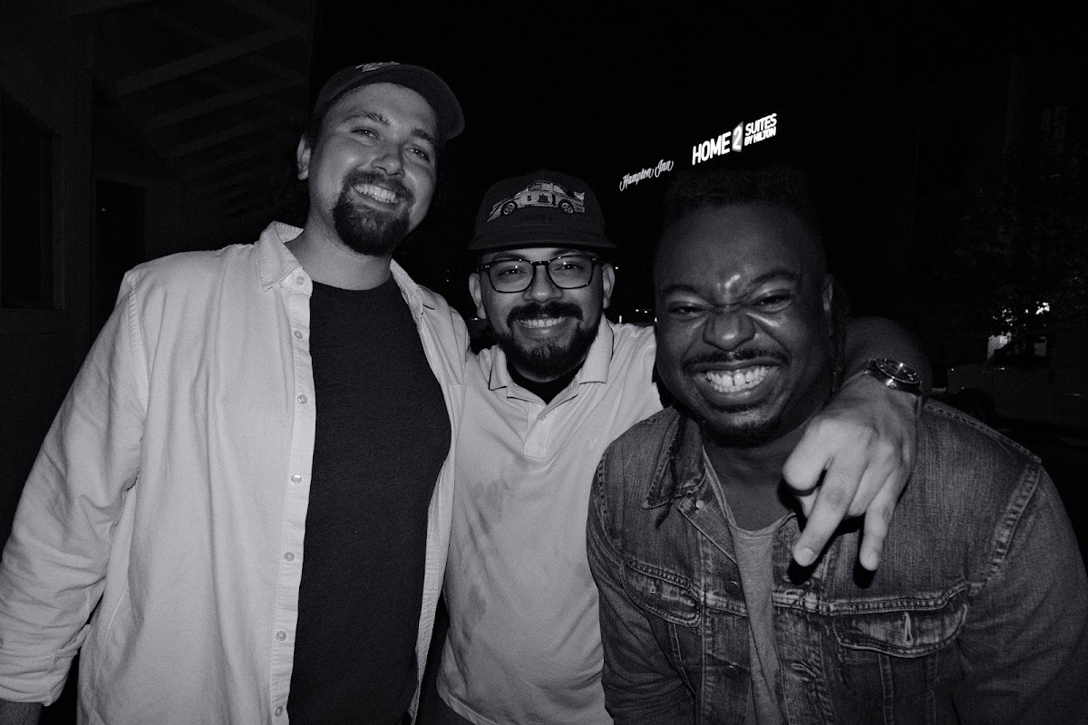 @tlau.photos_thelostandunfounds_2026-03-29_austin_last_night_noir_033