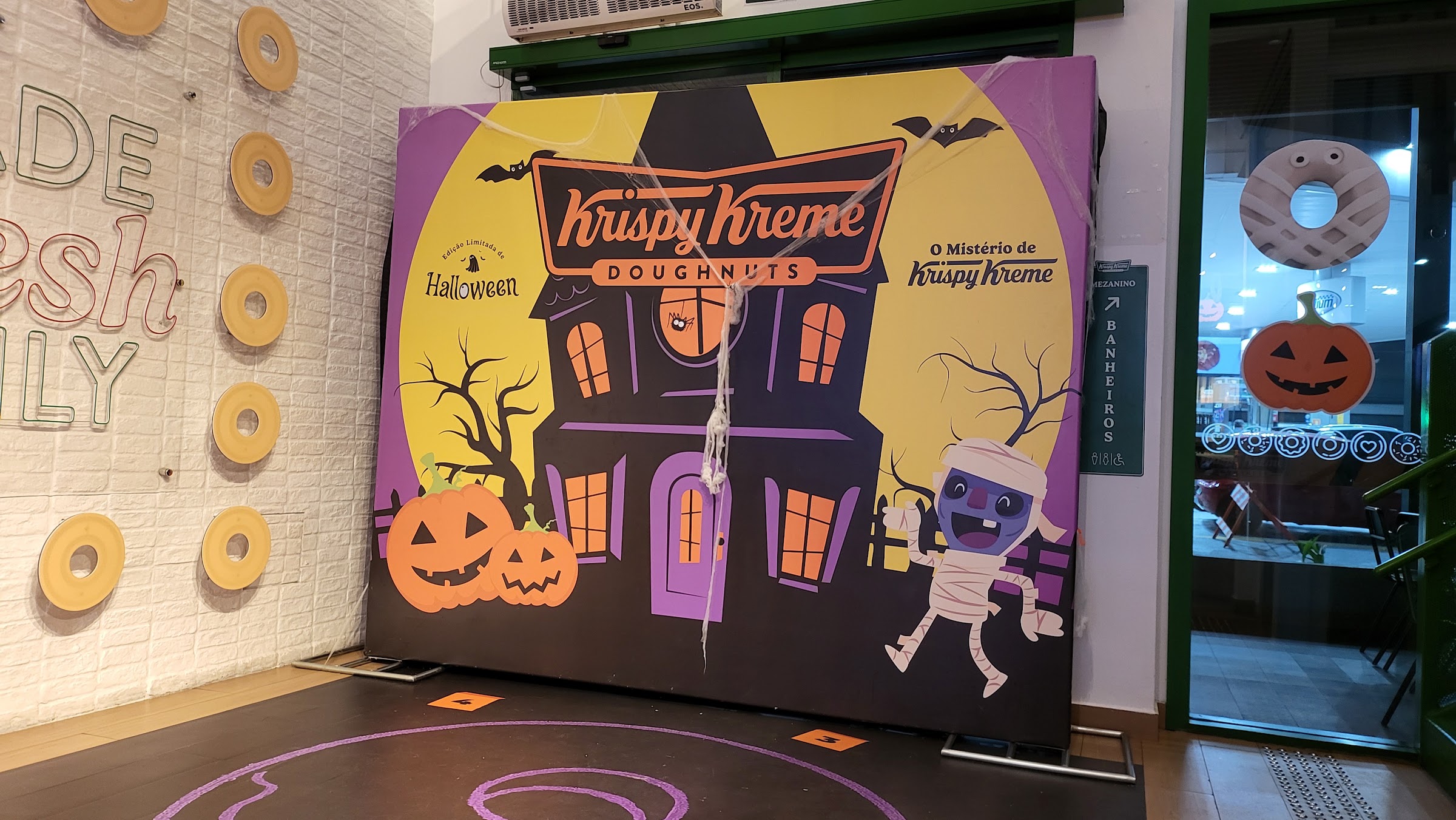 Krispy Kreme — Halloween: vista 38 do projeto