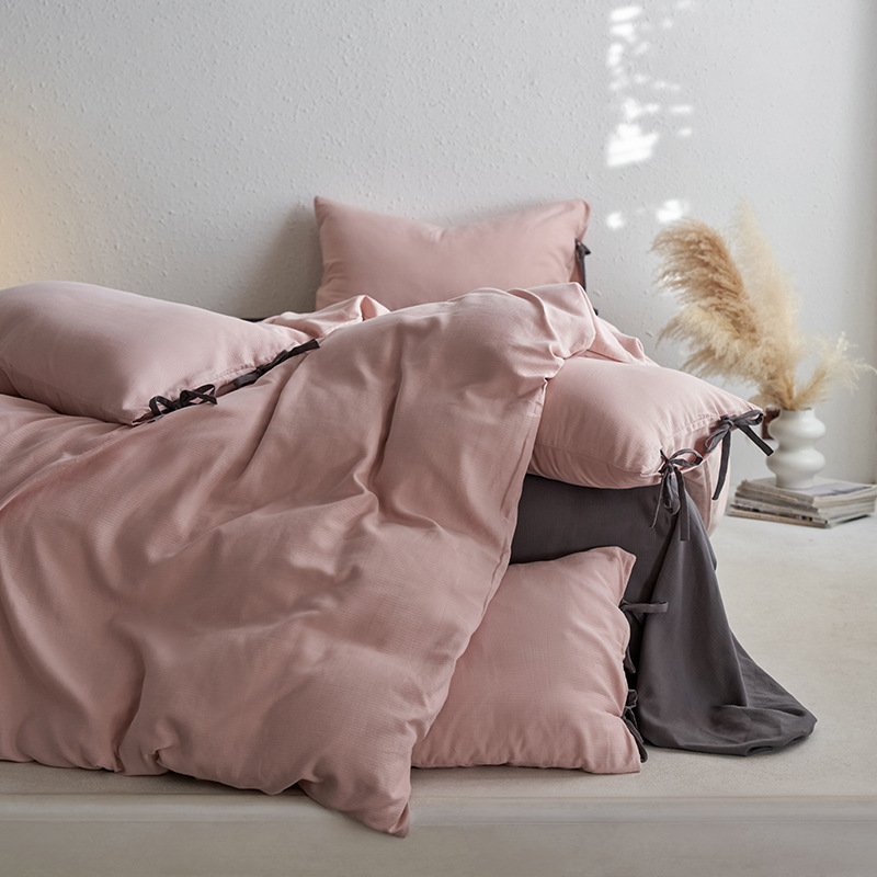 Cotton bedding set, 4 pieces, with ties
