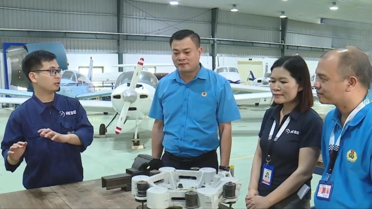 Hà Nội đưa tổ chức Công đoàn đến gần người lao động - Đài Phát thanh và truyền hình Hà Nội