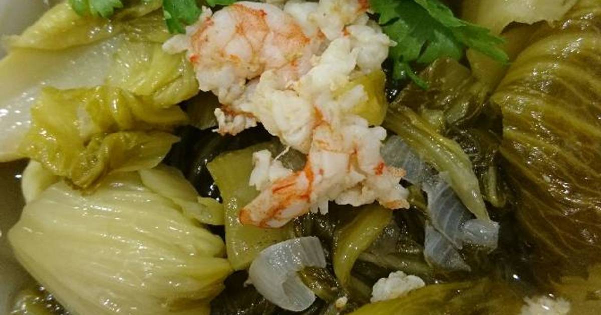 Canh cải chua nấu tôm
