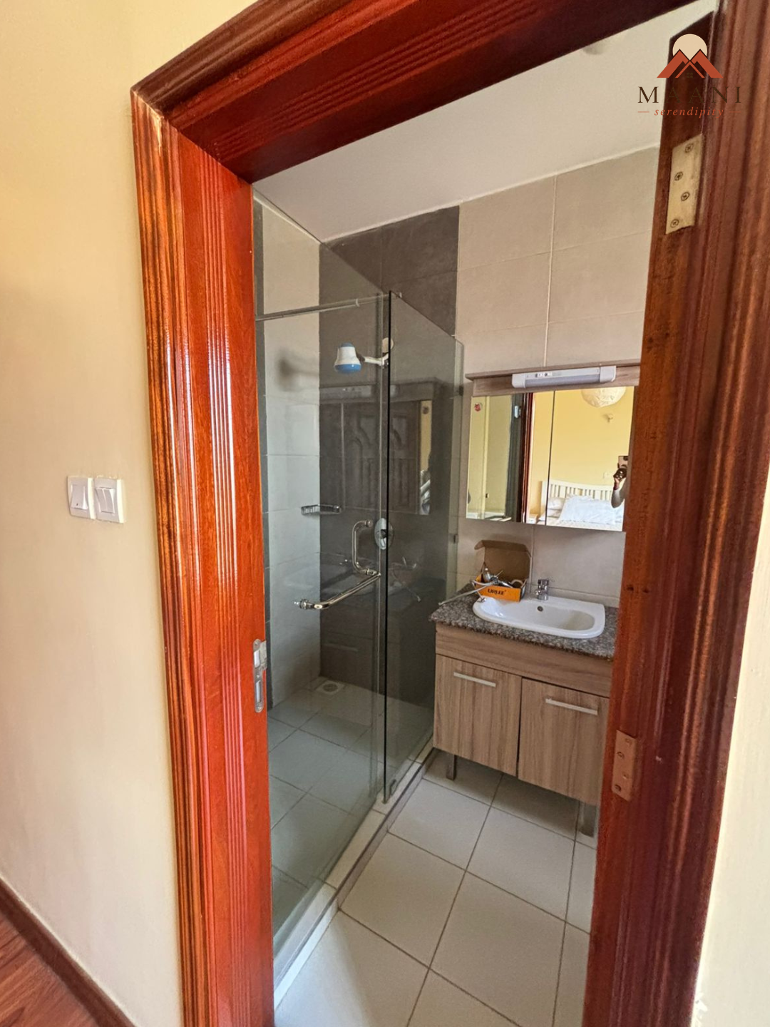 Ensuite 3-bed Apartment with DSQ — photo 19 of 24