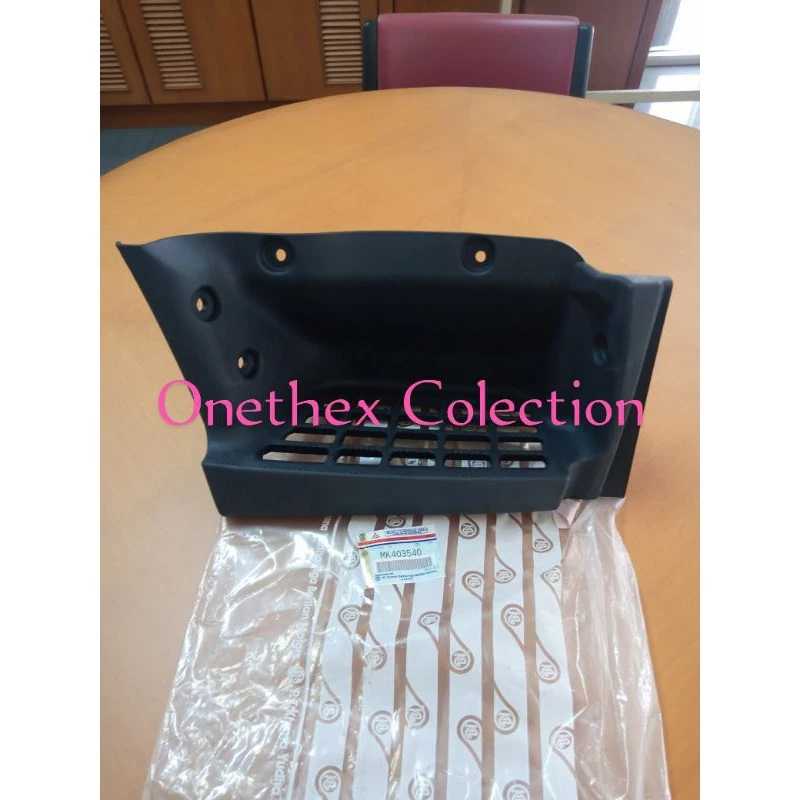 Injakan Kaki Kanan Canter Original Mitsubishi MK403540: Solusi Masalah Kaki-Kaki