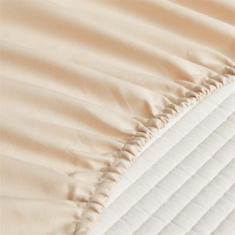 Waterproof Mattress Protector with Non-Slip Function