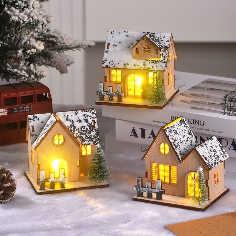 Beleuchtetes Holzhaus für die Weihnachtsdekoration
