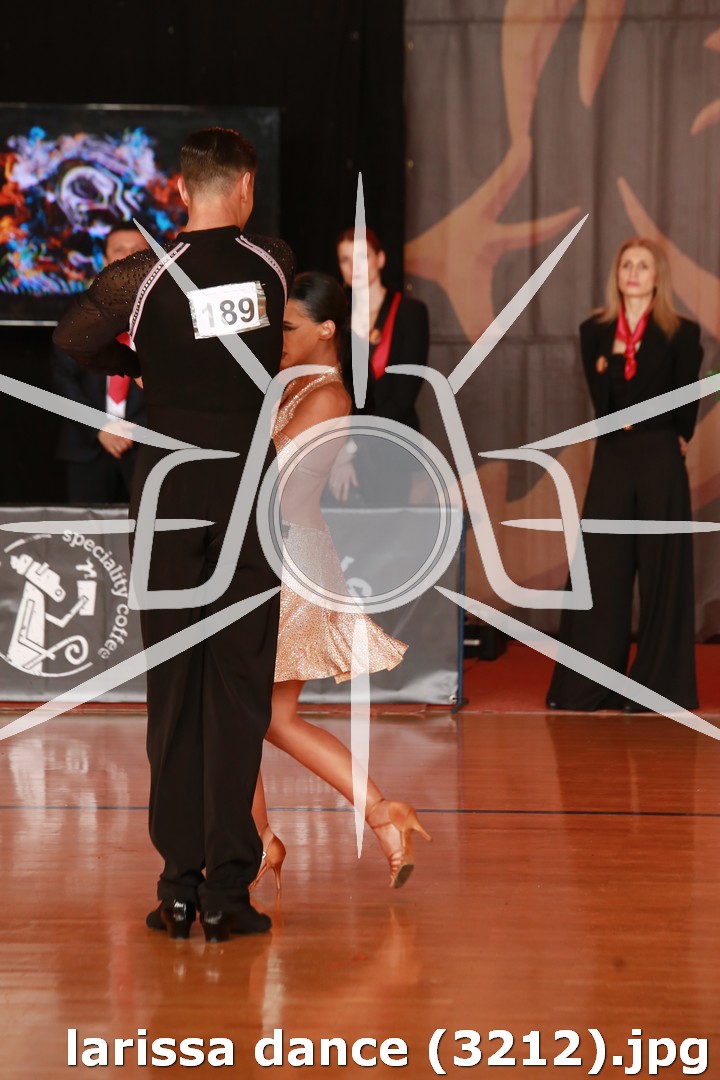 larissa dance (3212).jpg