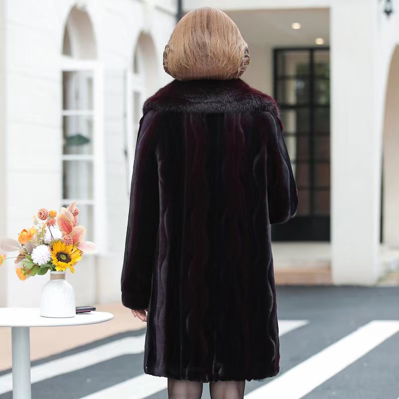 Elegant coat in faux mink