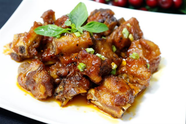 Sườn Xào Chua Ngọt Béo Thơm