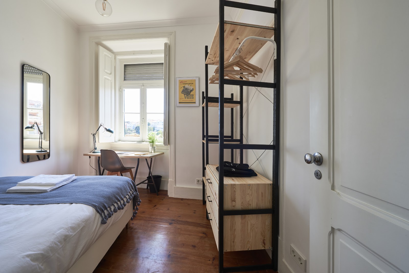 PR6#R3 - Cozy bedroom in Príncipe Real