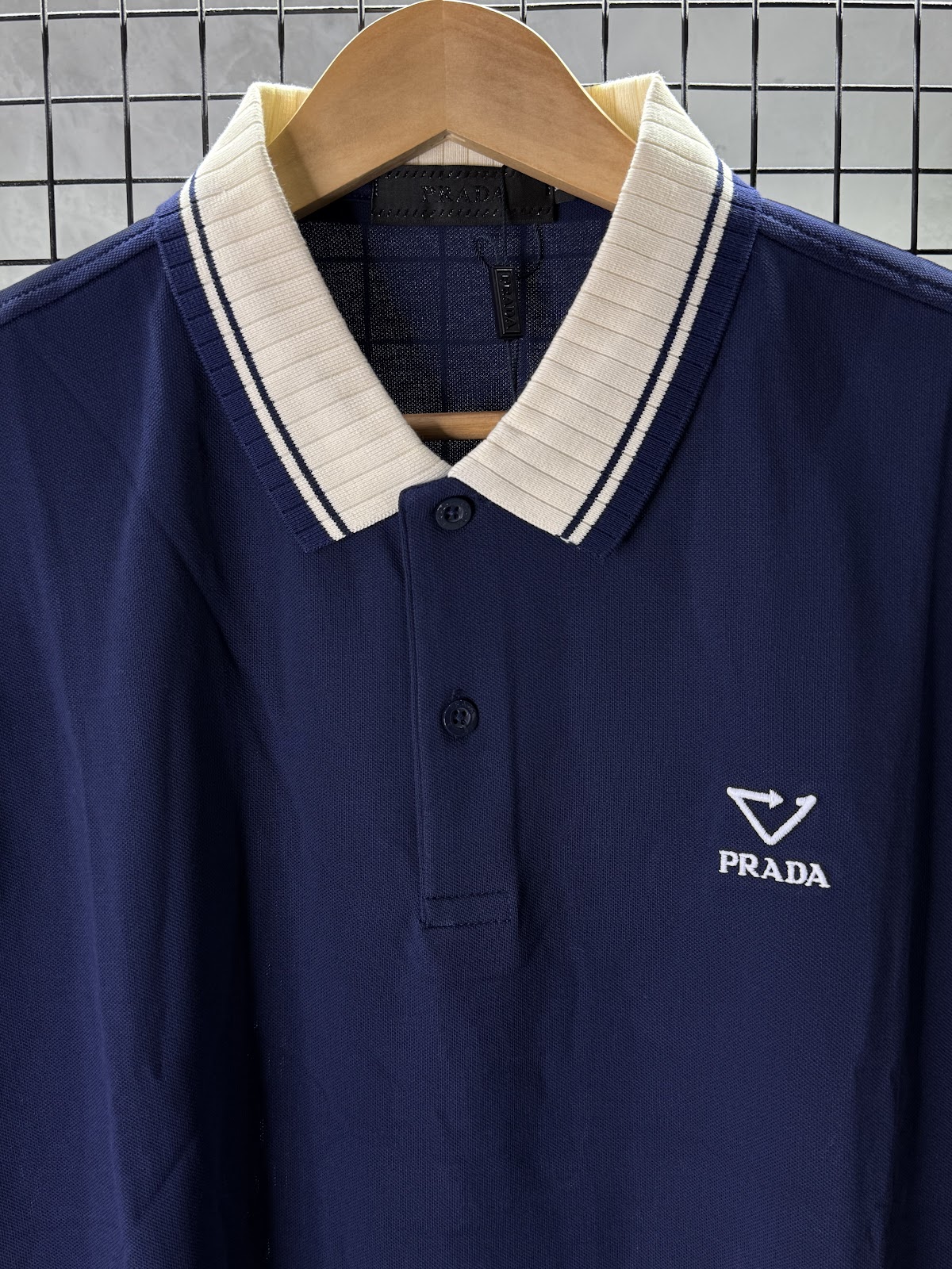 Camisa_Prada - Imagem 2
