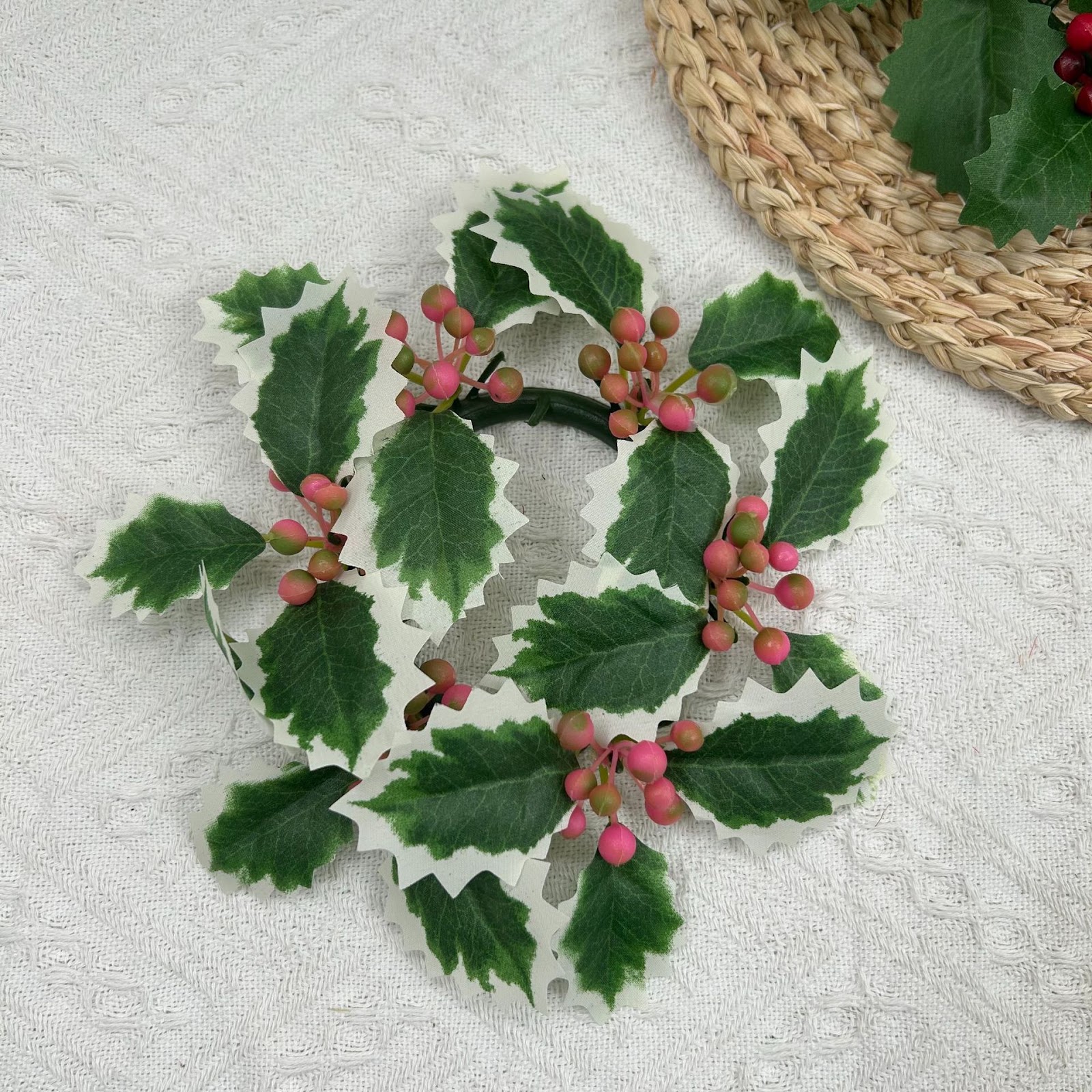 Künstlicher Weihnachtskranz für Kerzenhalter