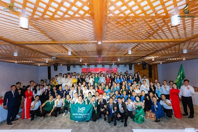 BinhPhoto-5047.jpg