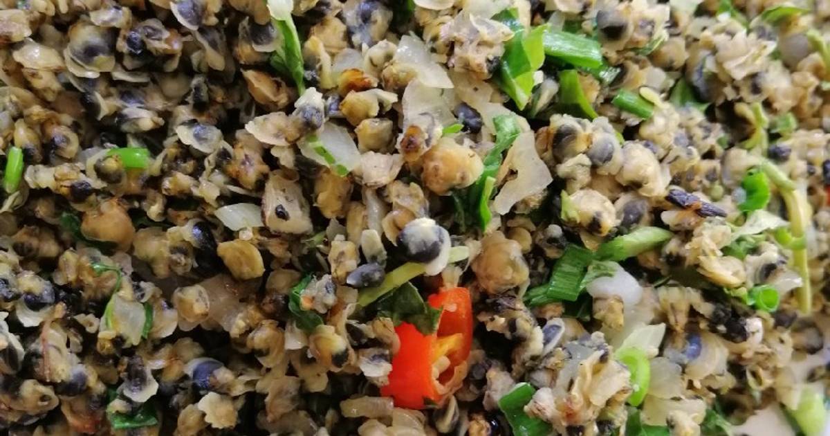 Hến xúc bánh tráng