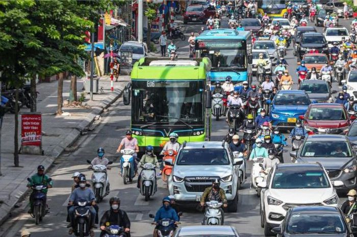 Hà Nội sẽ có 829 xe buýt điện, năng lượng xanh - Đài Phát thanh và truyền hình Hà Nội
