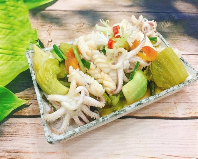 Mực Tươi Xào Dưa Cải Chua