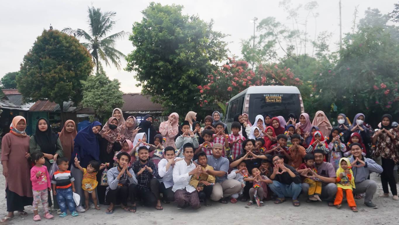 Berbagi Senyum Bahagia Bareng PSU Ceria!