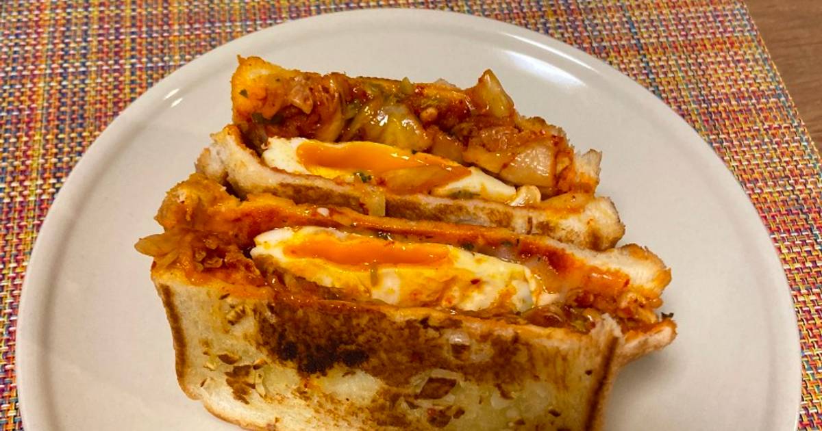 Mỹ x Châu Á Bánh mì kim chi nướng (Grilled Kimchi Sandwich) 🥪 🌶