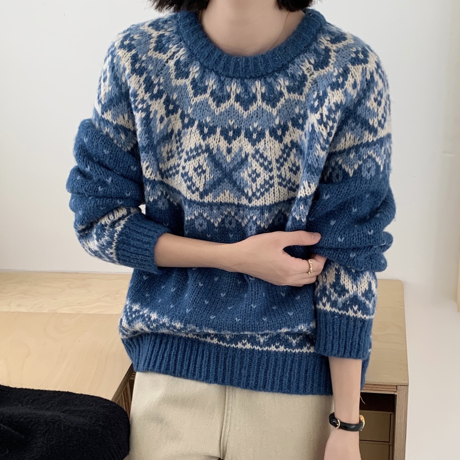 Women's Christmas Sweater in Fair Isle Style