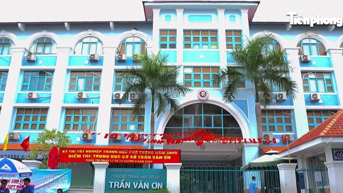 (Clip): Thí sinh tự tin đạt 10 điểm môn Toán - Báo Tiền Phong