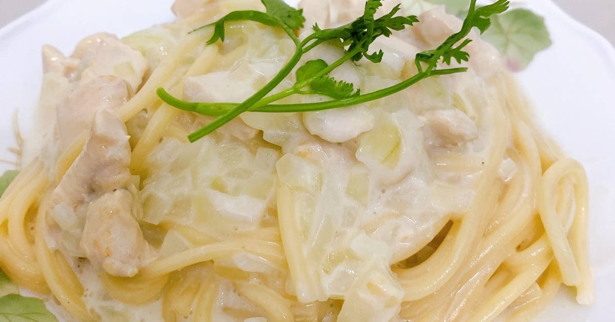 Mỳ Ý sốt kem nấm phiên bản dành cho em bé