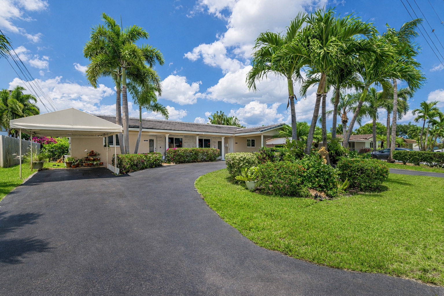 Turnkey Coral Ridge Isles Duplex! property photo 3