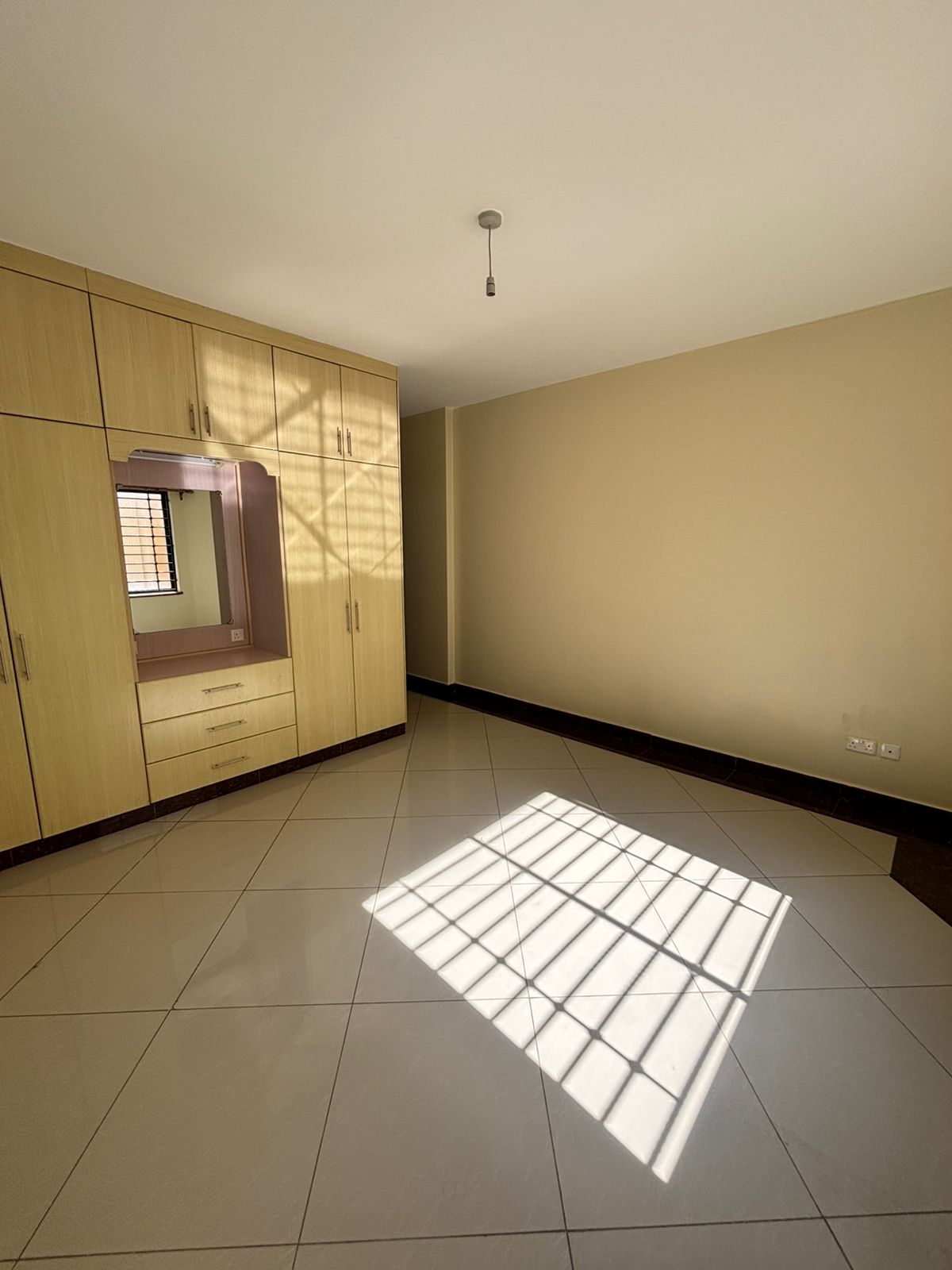 3-Bedroom Apartment — photo 17 of 20