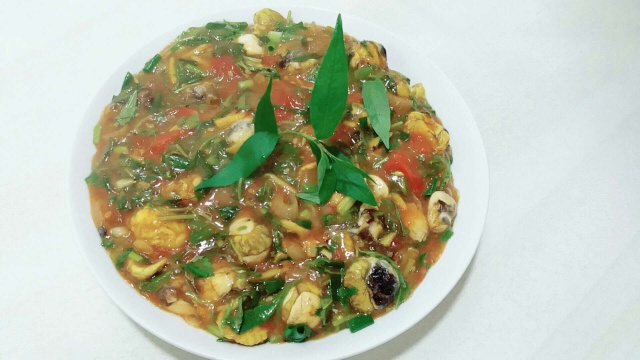 Trứng Cút Lộn Sốt Chua Ngọt