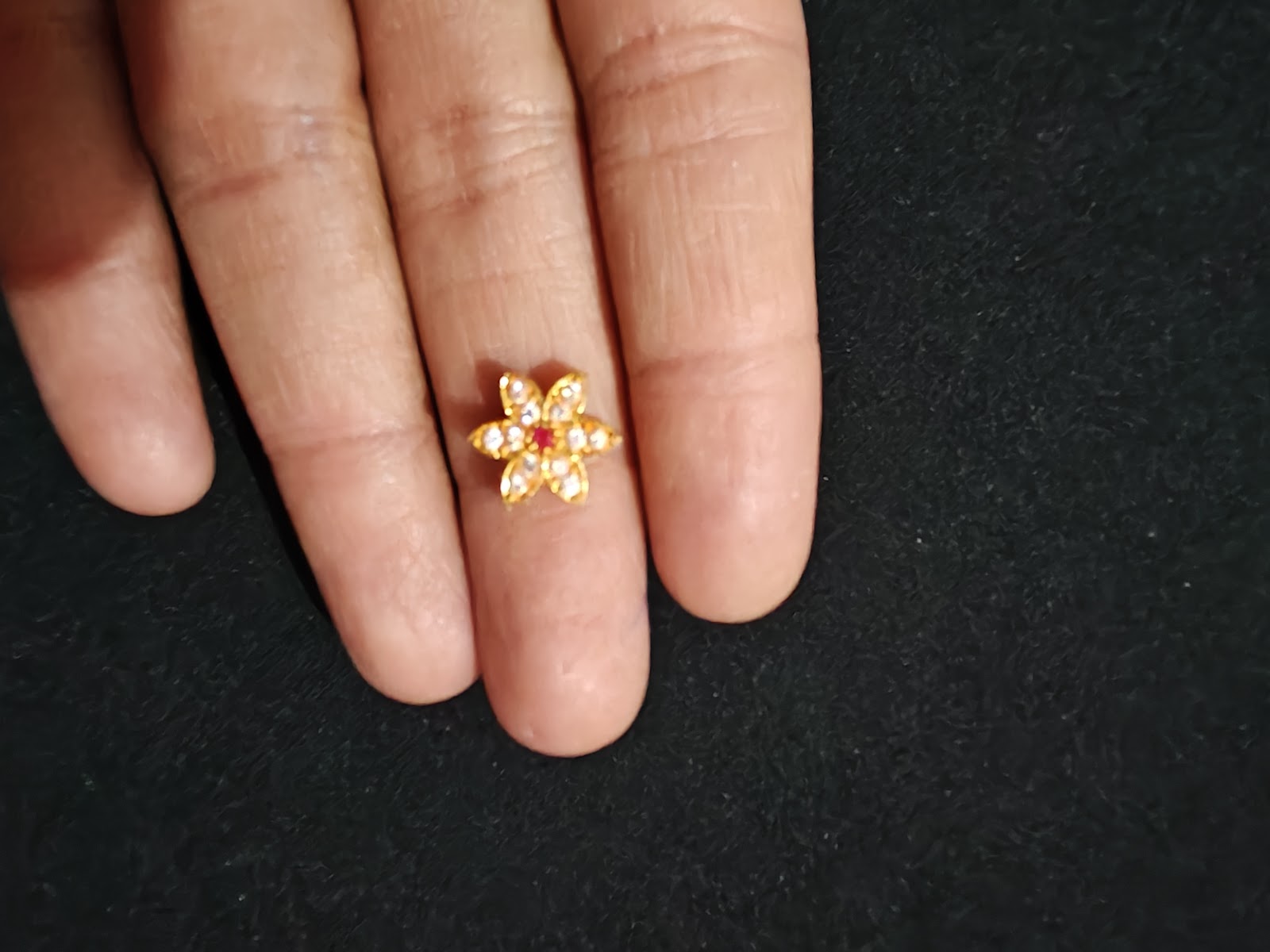 A70 White pink ad flower per pcs