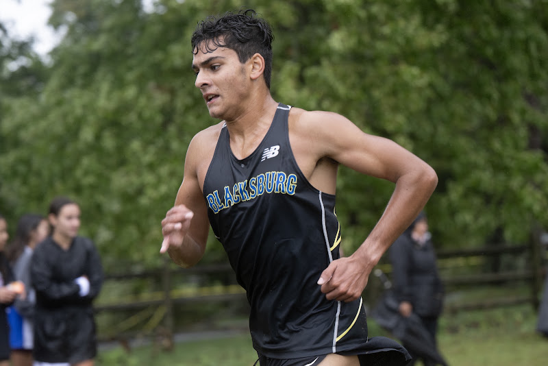 Photo from HS: Cross Country of Ryan Bagchi