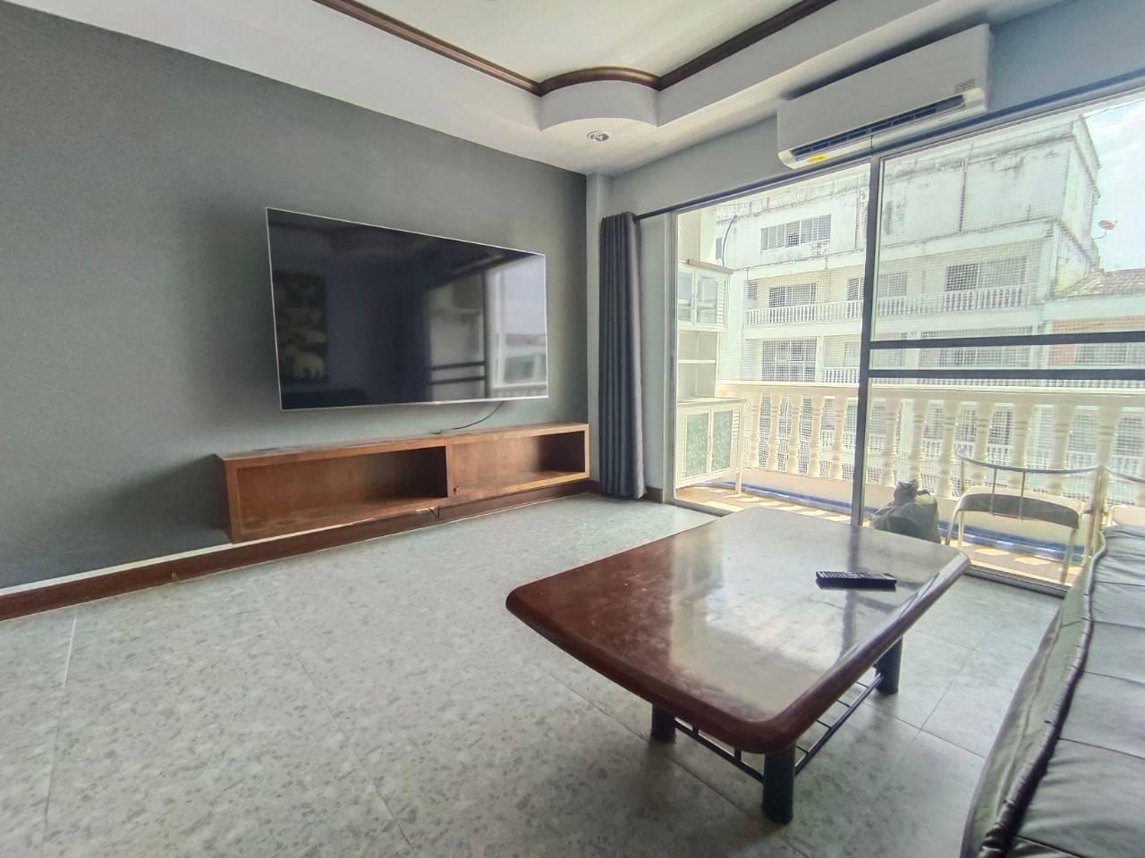 One Tower - 1 Bed, Floor 8 8
