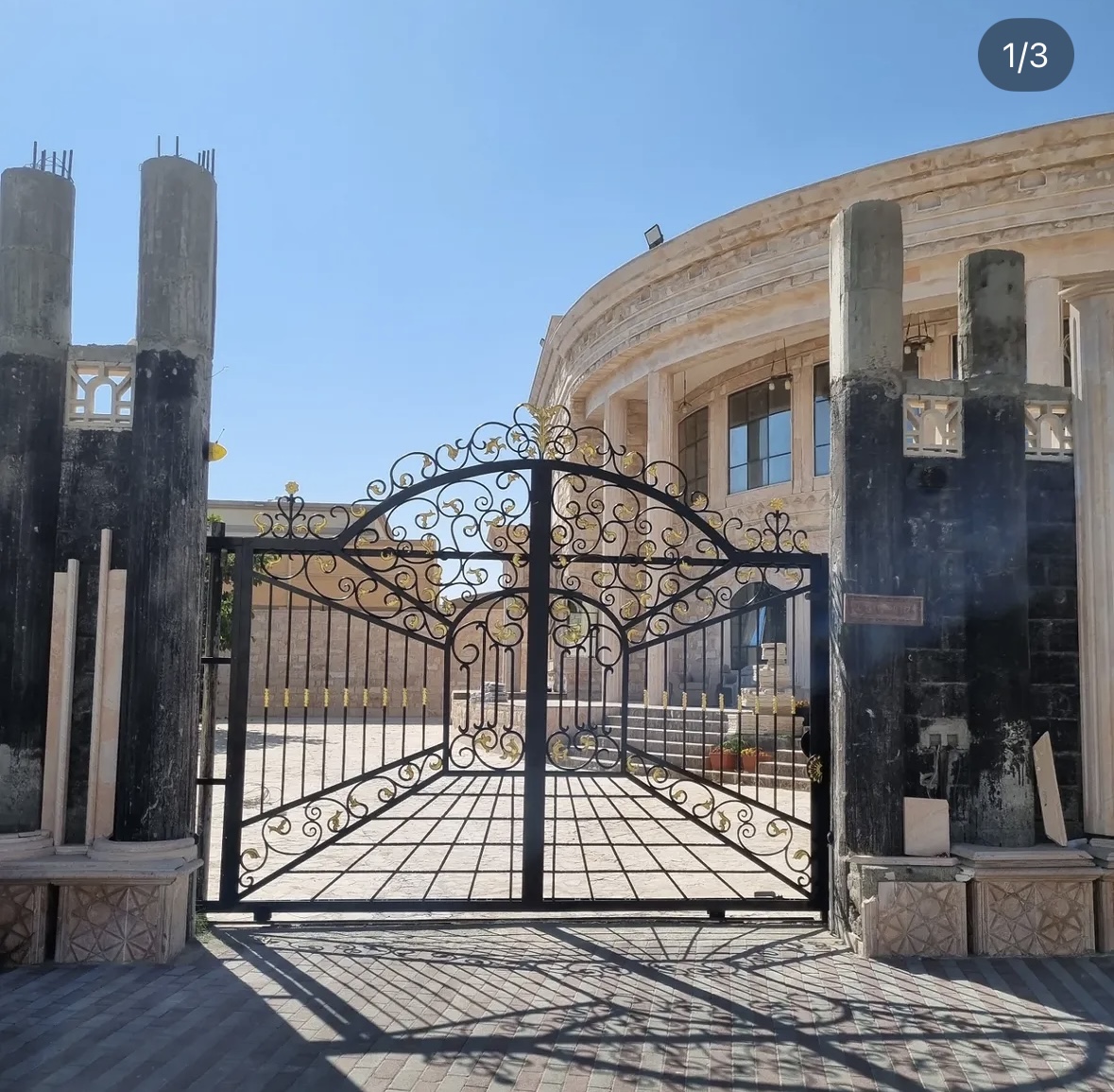 Modern louvre gate metal fabrication Fujairah UAE